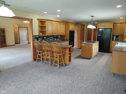 8709 W 1400 N Elwood IN 46036