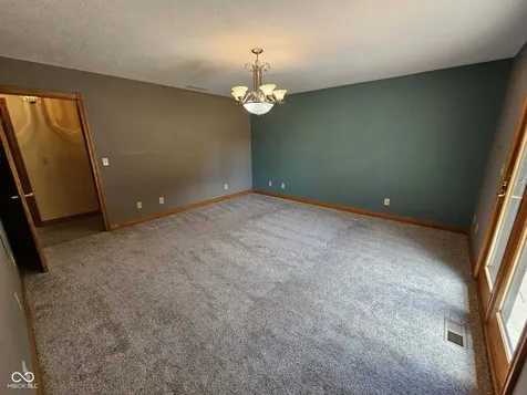 8709 W 1400 N Elwood IN 46036