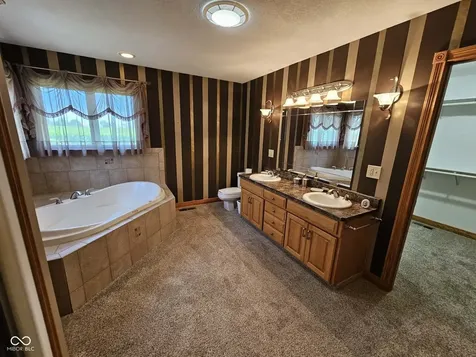 8709 W 1400 N Elwood IN 46036