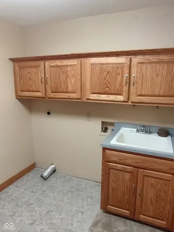 8709 W 1400 N Elwood IN 46036