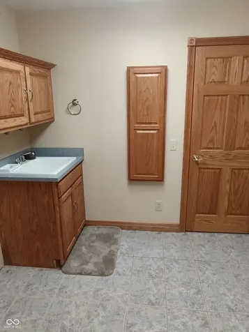 8709 W 1400 N Elwood IN 46036