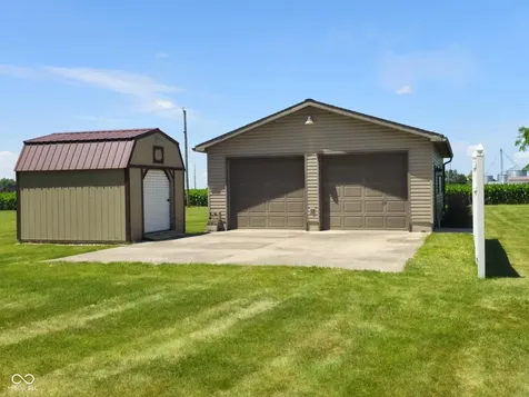 8709 W 1400 N Elwood IN 46036