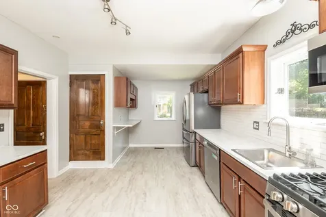129 S Downey Avenue Indianapolis IN 46219