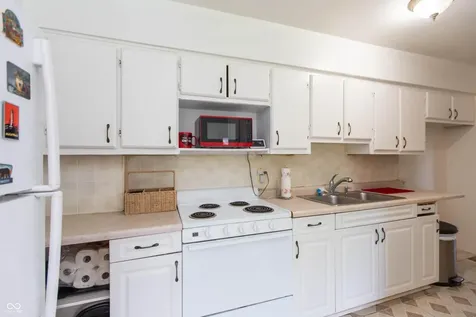 2654 Shelby Street Indianapolis IN 46203