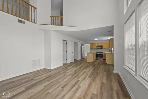 1225 Dale Hollow Drive Indianapolis IN 46229