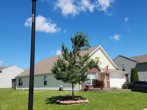 4324 Big Leaf Lane Indianapolis IN 46239