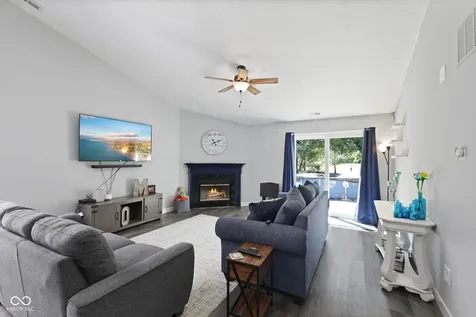 6677 Wimbledon Drive Zionsville IN 46077