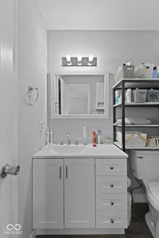 6677 Wimbledon Drive Zionsville IN 46077