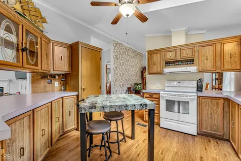 2428 S 550 E Crawfordsville IN 47933