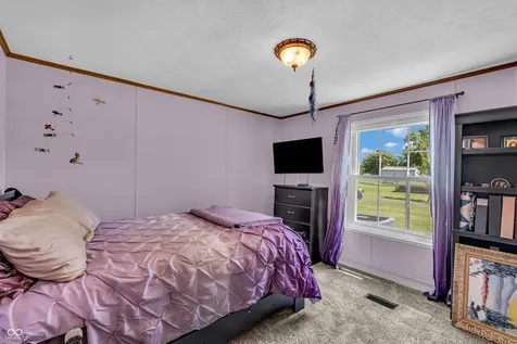 2428 S 550 E Crawfordsville IN 47933