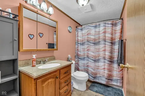 2428 S 550 E Crawfordsville IN 47933