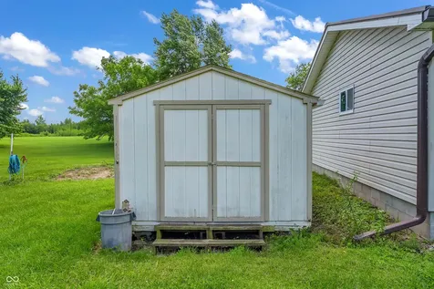 2428 S 550 E Crawfordsville IN 47933