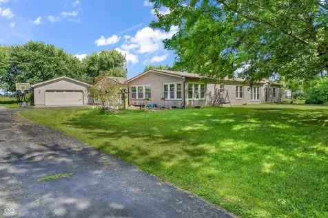 2428 S 550 E Crawfordsville IN 47933