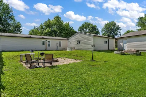 2428 S 550 E Crawfordsville IN 47933