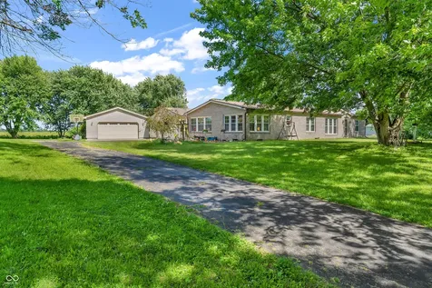 2428 S 550 E Crawfordsville IN 47933