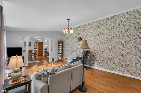 2428 S 550 E Crawfordsville IN 47933
