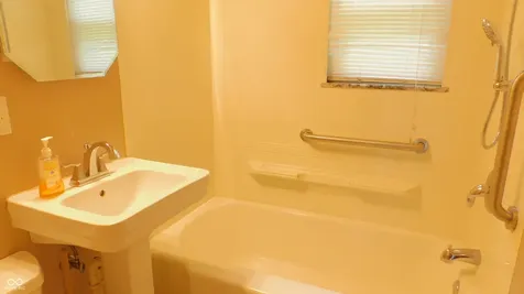 3228 Brouse Avenue Indianapolis IN 46218