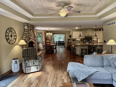 4445 W Pitcher Drive Trafalgar IN 46181