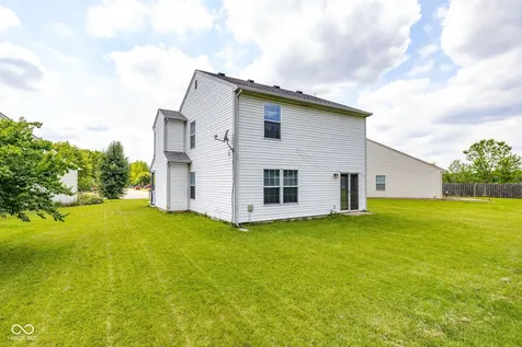 10971 Bellflower Court Indianapolis IN 46235