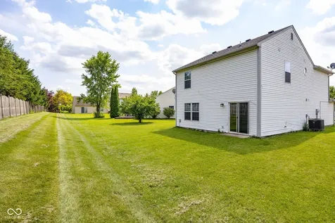 10971 Bellflower Court Indianapolis IN 46235