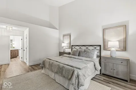 7833 Clearwater Cove Drive Indianapolis IN 46240