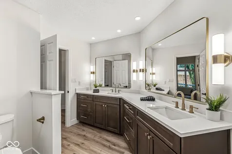 7833 Clearwater Cove Drive Indianapolis IN 46240