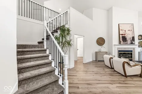 7833 Clearwater Cove Drive Indianapolis IN 46240