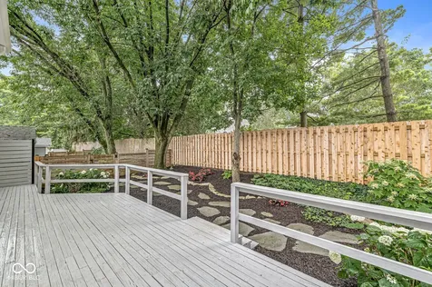 7833 Clearwater Cove Drive Indianapolis IN 46240