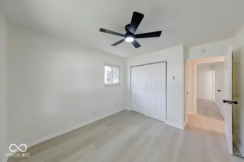 10016 Meadowlark Manor Indianapolis IN 46235