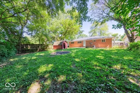 10016 Meadowlark Manor Indianapolis IN 46235