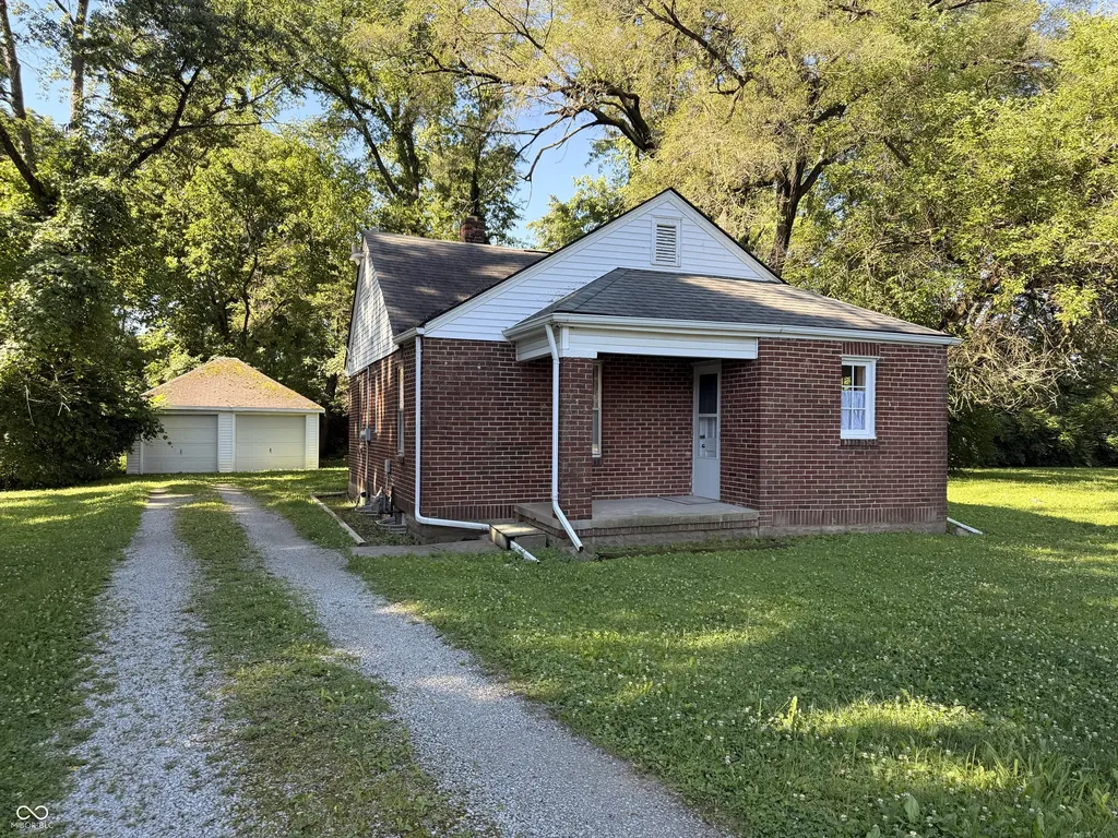 2109 E 99th Street Carmel IN 46280