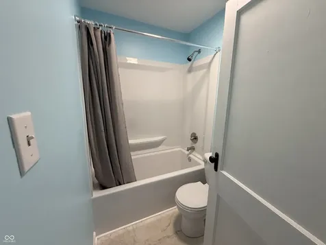 2109 E 99th Street Carmel IN 46280