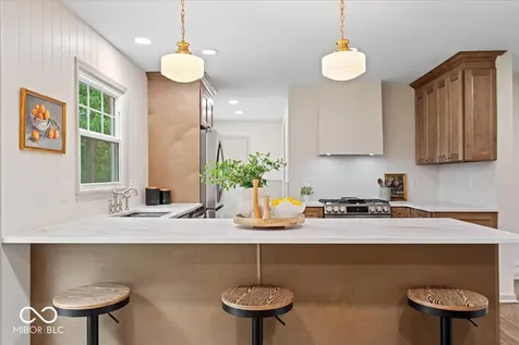 5314 Shorewood Drive Indianapolis IN 46220