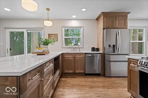 5314 Shorewood Drive Indianapolis IN 46220