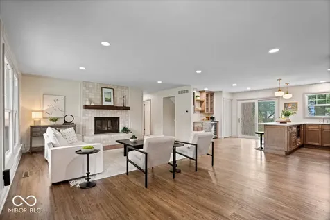 5314 Shorewood Drive Indianapolis IN 46220