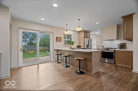 5314 Shorewood Drive Indianapolis IN 46220