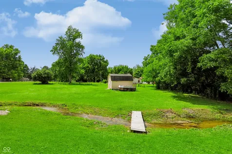 5226 W Southport Road Indianapolis IN 46221