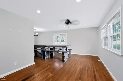 5226 W Southport Road Indianapolis IN 46221