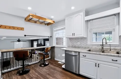 5226 W Southport Road Indianapolis IN 46221