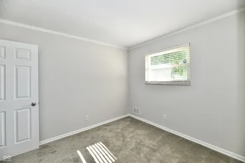 4928 Oaknoll Drive Indianapolis IN 46221