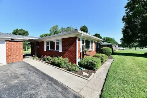 4928 Oaknoll Drive Indianapolis IN 46221