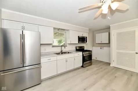 4928 Oaknoll Drive Indianapolis IN 46221