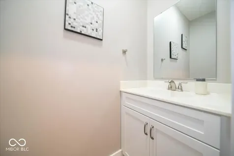 2737 S 500 E Whitestown IN 46075