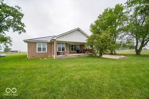 2737 S 500 E Whitestown IN 46075