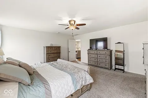 7713 Eagle Point Zionsville IN 46077