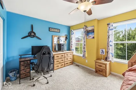 7713 Eagle Point Zionsville IN 46077