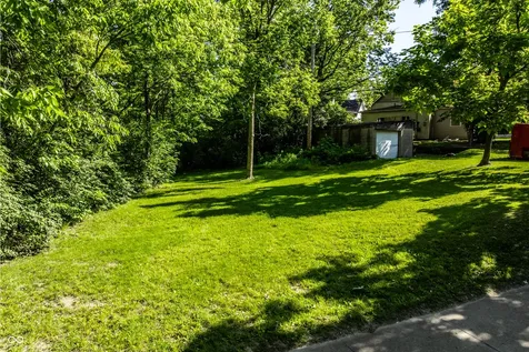 1526 E 12th Street Indianapolis IN 46201