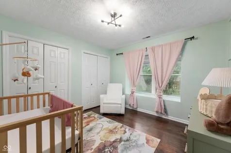 3572 Laureate Court N Indianapolis IN 46214