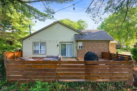 3572 Laureate Court N Indianapolis IN 46214