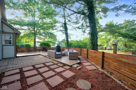 3572 Laureate Court N Indianapolis IN 46214